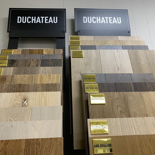 Midway-Carpet-Duchateau-Display